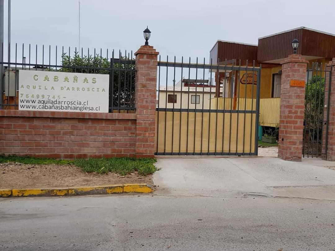 Cabañas Aquila D'Arroscia Bahía Inglesa Exterior foto